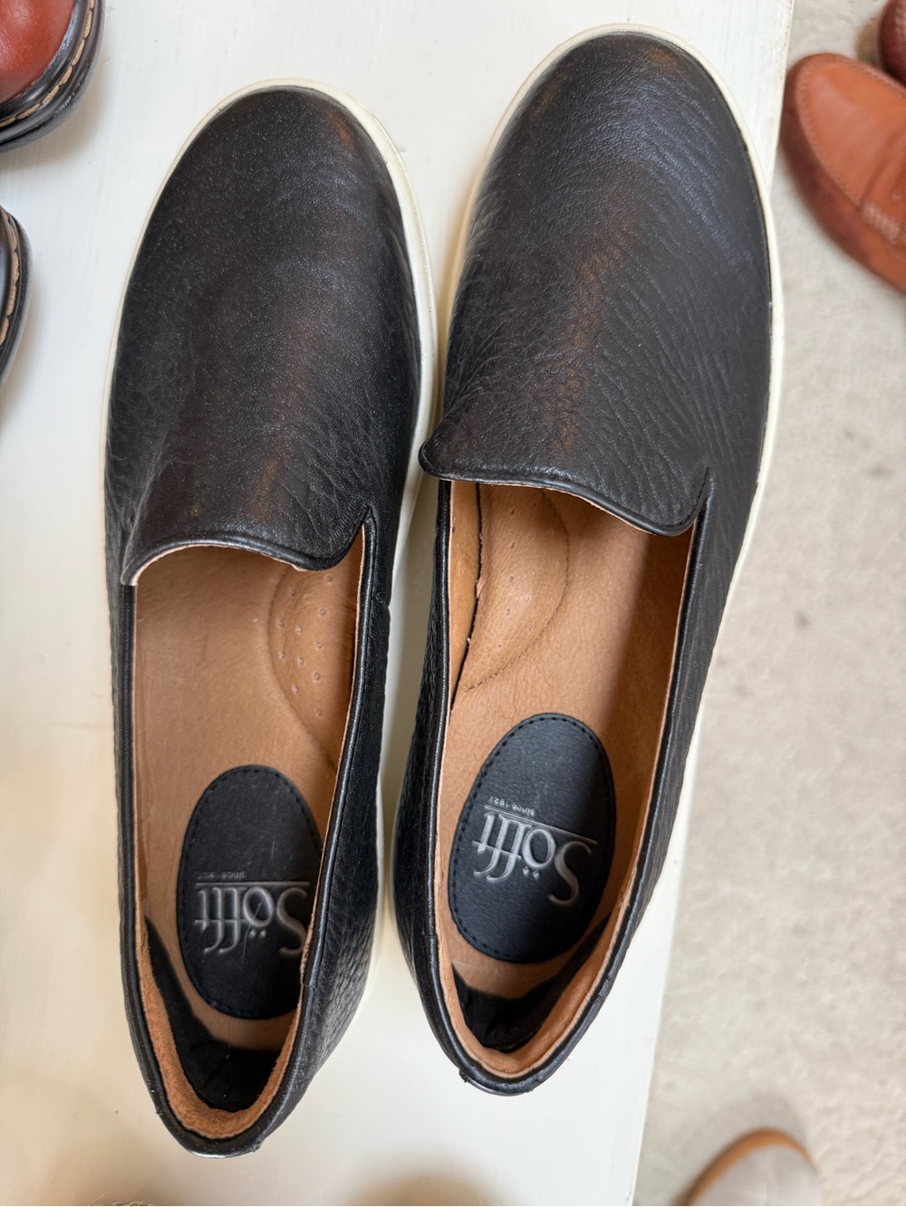 Sofft Black Leather Slip Ons Womens Size 6.5